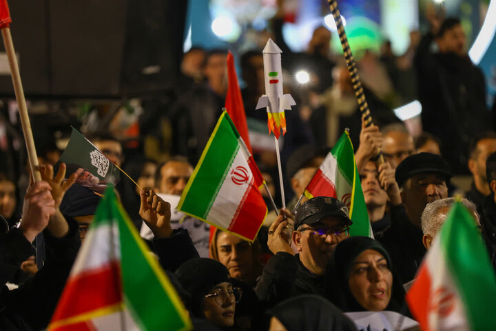 آیین استقبال از تیم ملی فوتبال بانوان ایران در تبریز