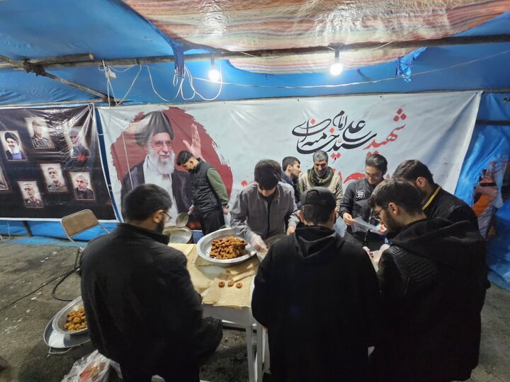 تصاویر/تجمع باشکوه مردمی در سنندج در حمایت از انقلاب و رهبری