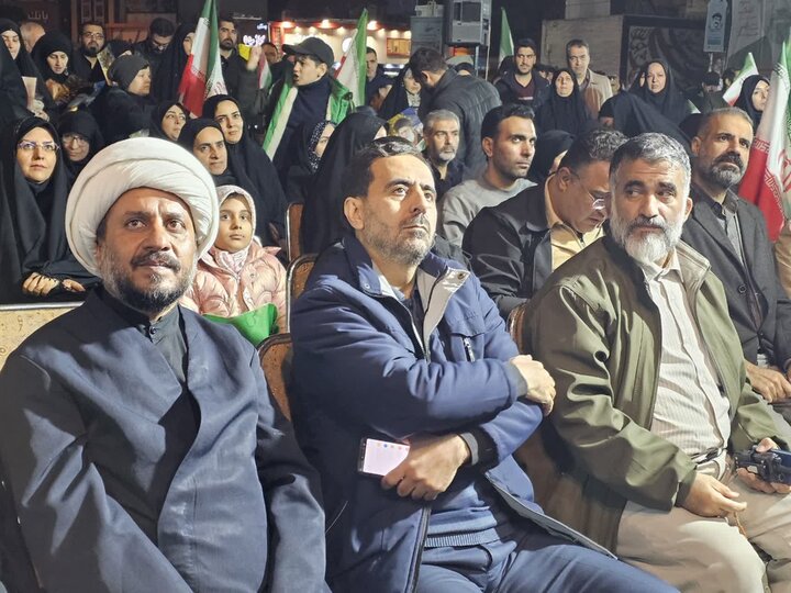تصاویر/تجمع باشکوه مردمی در سنندج در حمایت از انقلاب و رهبری