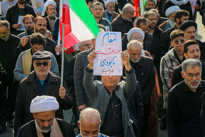 تصاویر/ تشییع شهید مظلوم دکتر علی لاریجانی و فرزند عزیزش