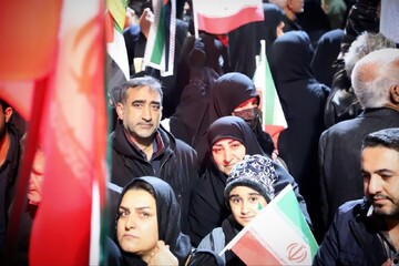 تصاویر/ برگزاری مراسم شبی با شهدا در اراک