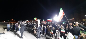 تصاویر/ تجدید پیمان ساکنین شهرک خاتم الانبیاء کاشان با رهبر شهید و شهدای انقلاب