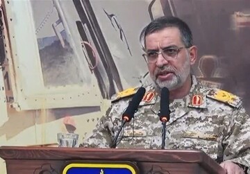 پیکر ‌سردار شهید ‌نائینی سخنگوی سپاه در کاشان تشییع می‌شود
