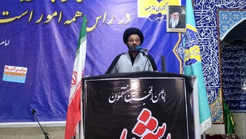 ایستادگی ایران در برابر ائتلاف دشمنان، اقتدار نظام را به نمایش گذاشت 