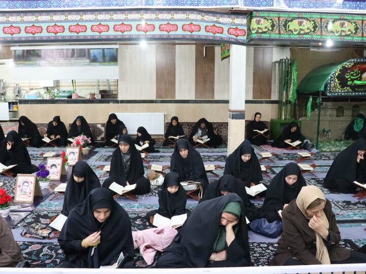 تصاویر/ مراسم جزء خوانی قرآن کریم در تکاب