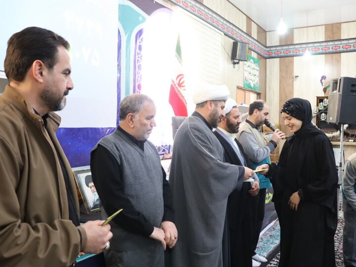 تصاویر/ مراسم جزء خوانی قرآن کریم در تکاب