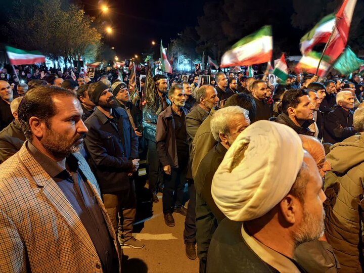 تصاویر/ مردم همیشه در صحنه جای جای استان کرمان پای کار نظام و انقلاب
