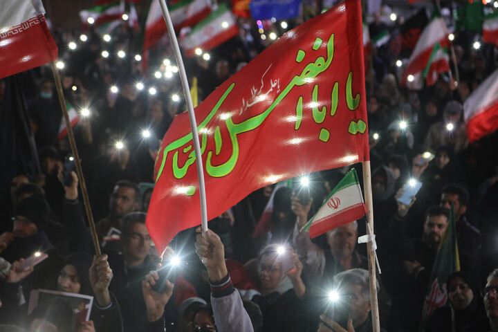 تصاویر / وداع با پیکر شهدای همدان ناوشکن دنا