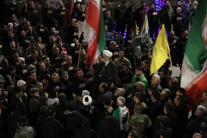 تصاویر /  مردم اسدآباد پای کار انقلاب