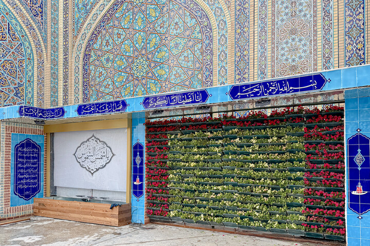 تصاویر/ فضا آرایی حرم مطهر رضوی در آستانه سال نو