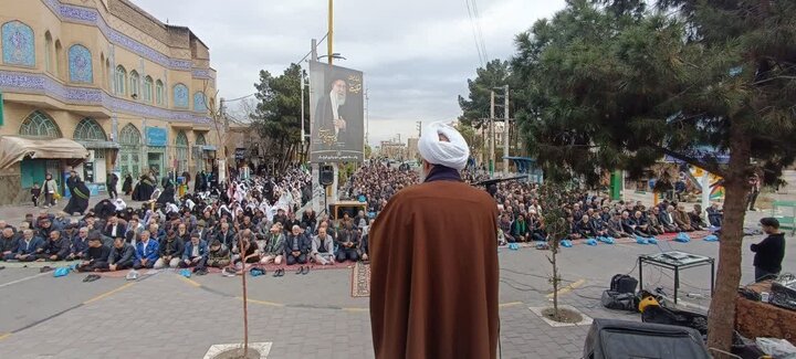 تصاویر/  برگزاری آخرین نماز عبادی سیاسی جمعه قرچک در سال ۱۴۰۴