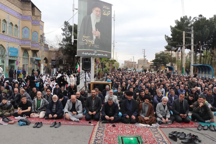 تصاویر/  برگزاری آخرین نماز عبادی سیاسی جمعه قرچک در سال ۱۴۰۴