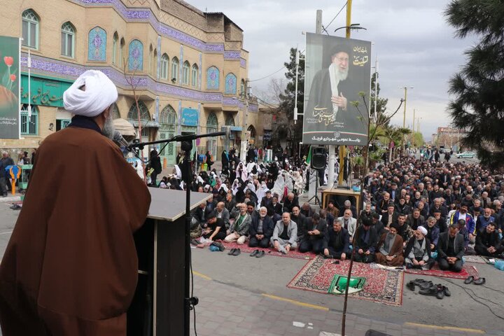 تصاویر/  برگزاری آخرین نماز عبادی سیاسی جمعه قرچک در سال ۱۴۰۴