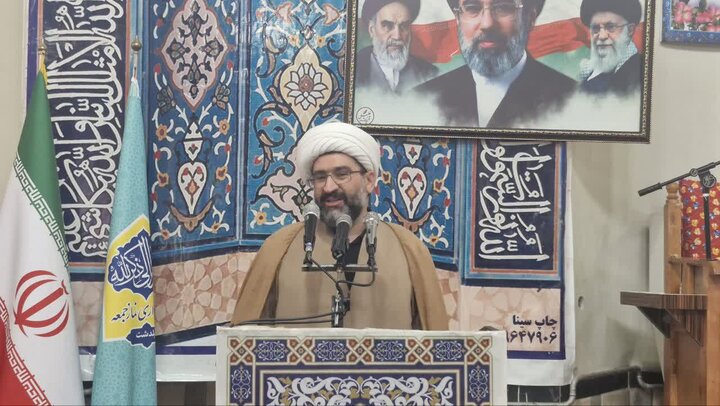 تصاویر/ اقامه نماز جمعه پلدشت