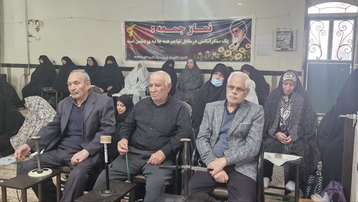تصاویر/ اقامه نماز جمعه پلدشت
