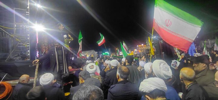 اجتماع مردم آمل، در حمایت از نیروهای مسلح، و بزرگداشت شهید دکتر علی لاریجانی و همه شهدای جنگ رمضان در میدان هفده شهریور