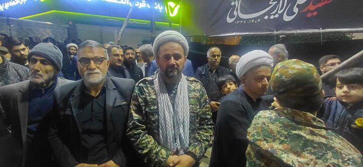 اجتماع مردم آمل، در حمایت از نیروهای مسلح، و بزرگداشت شهید دکتر علی لاریجانی و همه شهدای جنگ رمضان در میدان هفده شهریور
