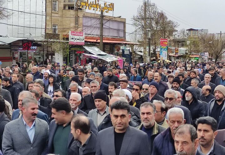 تصاویر/تشییع پیکر ۱۲ شهید والامقام در شهرستان دورود