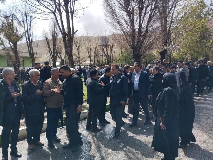تصاویر/تشییع پیکر ۱۲ شهید والامقام در شهرستان دورود