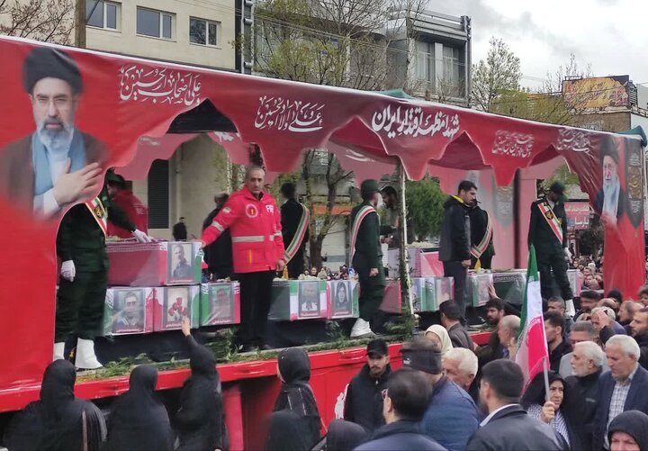 تصاویر/تشییع پیکر ۱۲ شهید والامقام در شهرستان دورود
