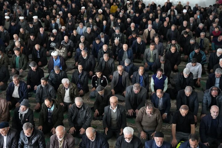 تصاویر/ اقامه نماز جمعه در فردیس