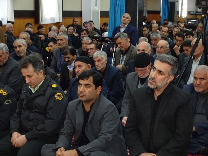 تصاویر/ اقامه نماز جمعه شهرتان چهاربرج