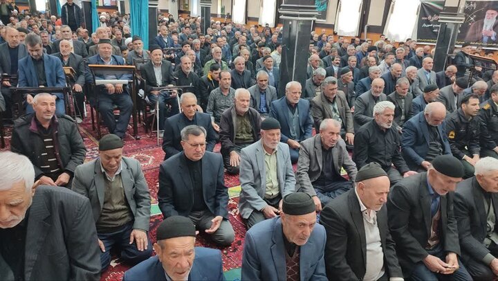 تصاویر/ اقامه نماز جمعه شهرتان چهاربرج