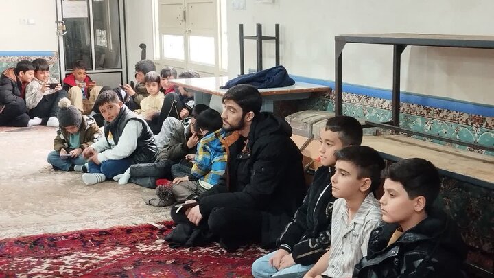 تصاویر/ اقامه نماز جمعه شهرستان باروق
