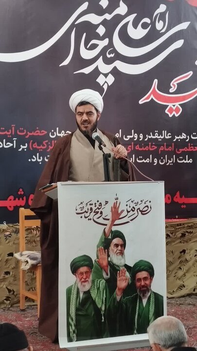 تصاویر/ اقامه نماز جمعه شهرستان باروق
