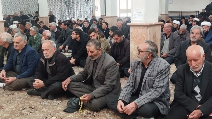 تصاویر/ اقامه نماز جمعه شهرستان باروق