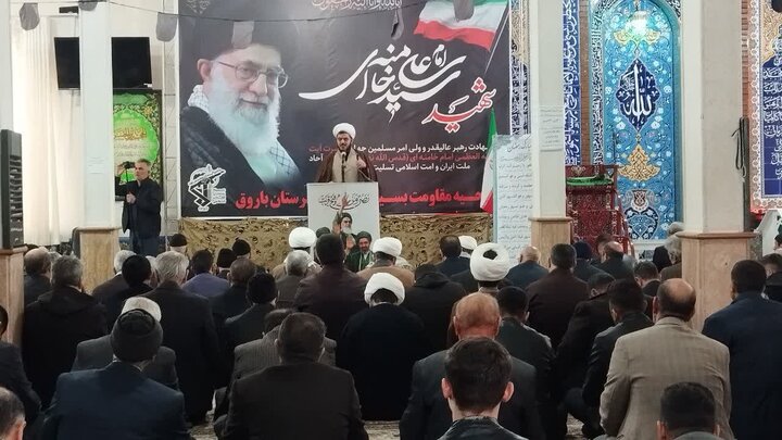 تصاویر/ اقامه نماز جمعه شهرستان باروق