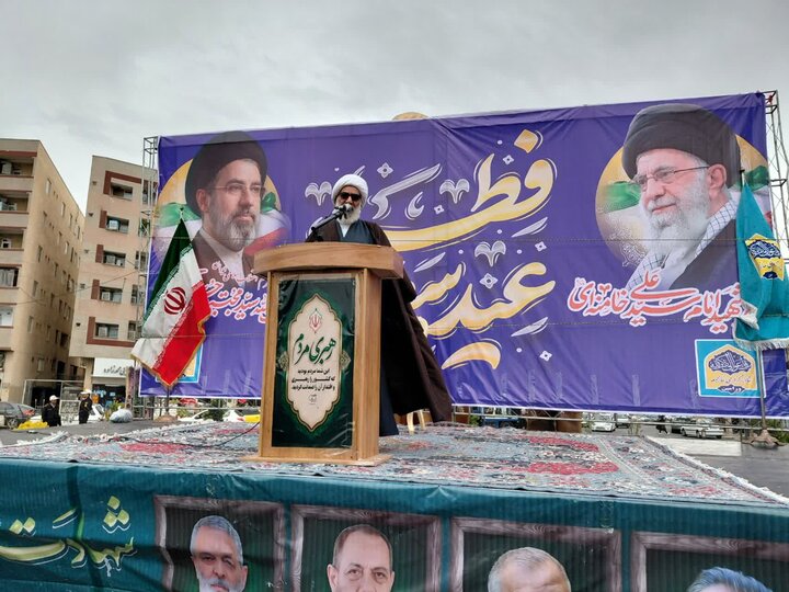 تصاویر/ نماز عبادی سیاسی جمعه در ورامین