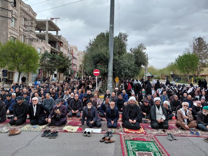تصاویر/ نماز عبادی سیاسی جمعه در ورامین