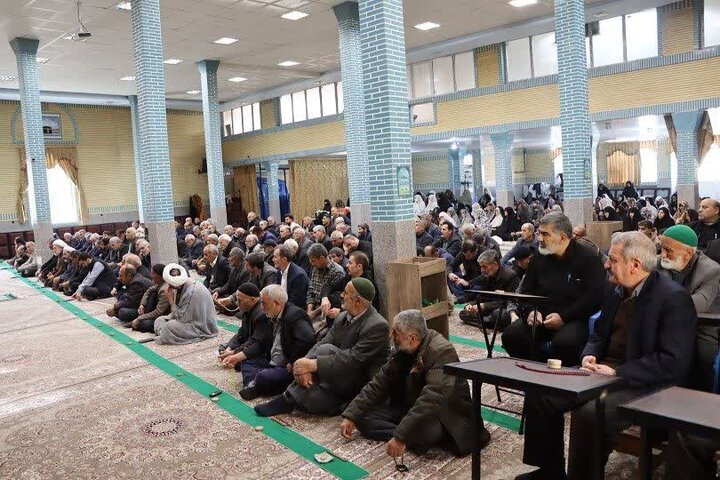 تصاویر/ آیین عبادی سیاسی نماز جمعه نوشین شهر
