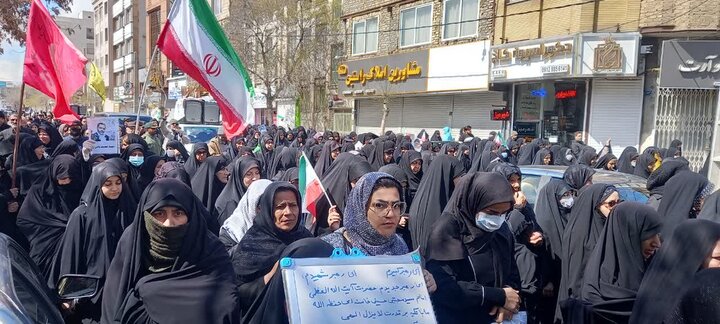 تصاویر/مراسم تشییع شهدای والامقام جنگ رمضان  در اراک