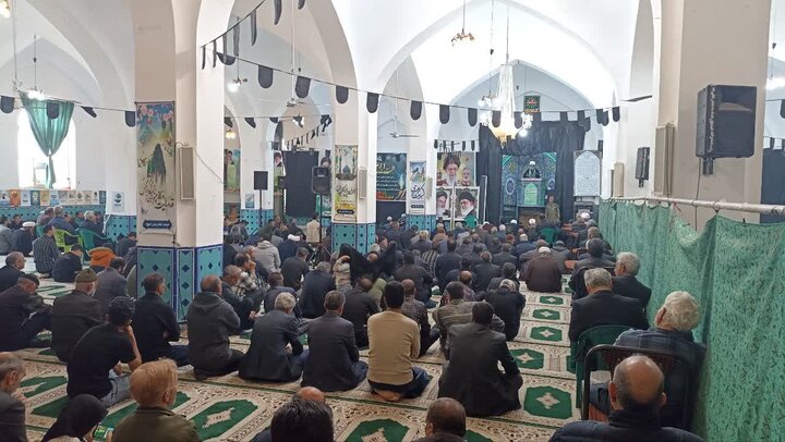 تصاویر/نماز عبادی سیاسی جمعه بخش کویرات