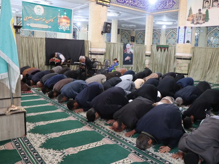 تصاویر/ اقامه نماز جمعه در شهر زید آباد