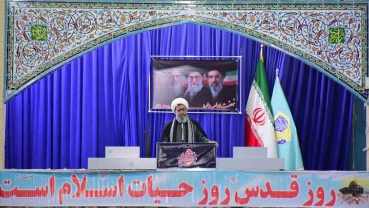 تصاویر/ آیین عبادی سیاسی نماز جمعه شهرستان زابل