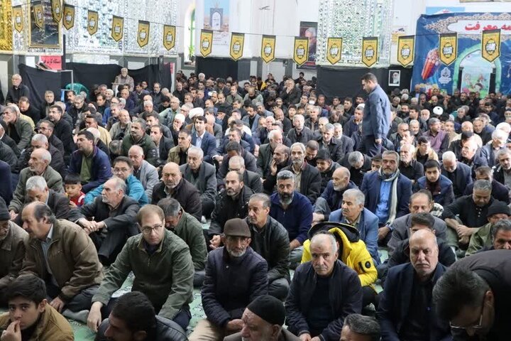 تصاویر/ اقامه نماز جمعه در شهر بردسیر