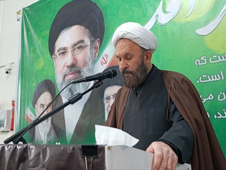 تصاویر/ اقامه نماز جمعه در شهر بردسیر
