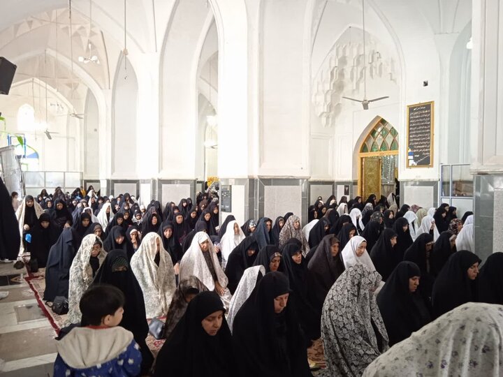 تصاویر/ اقامه نماز جمعه در شهر بردسیر