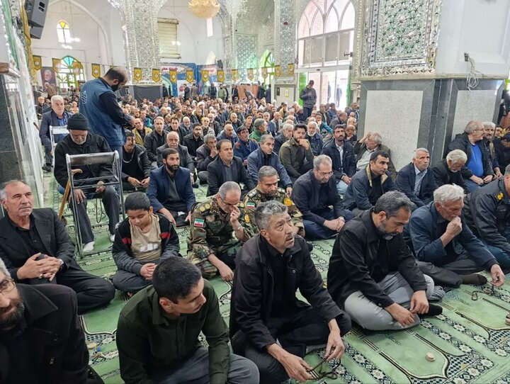 تصاویر/ اقامه نماز جمعه در شهر بردسیر