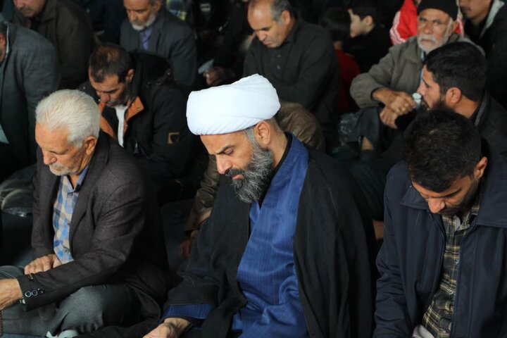 تصاویر/ اقامه نماز جمعه در شهر زرند