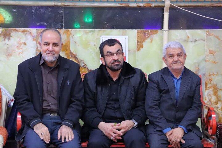 تصاویر/  آخرین نماز جمعه شهرستان اسلامشهر در سال 1404