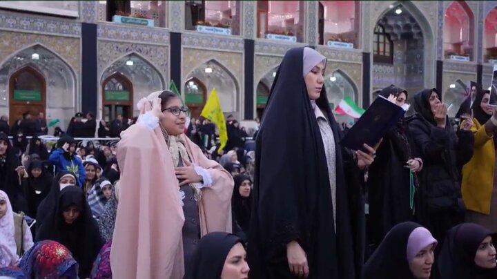 تصاویر/ ویژه برنامه تحویل سال نو در حرم مطهر رضوی