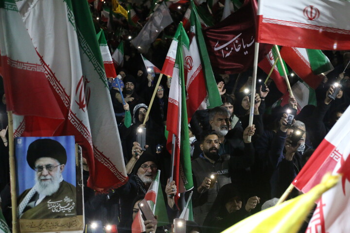 تصاویر/ اجتماع کرمان در شب سال تحویل