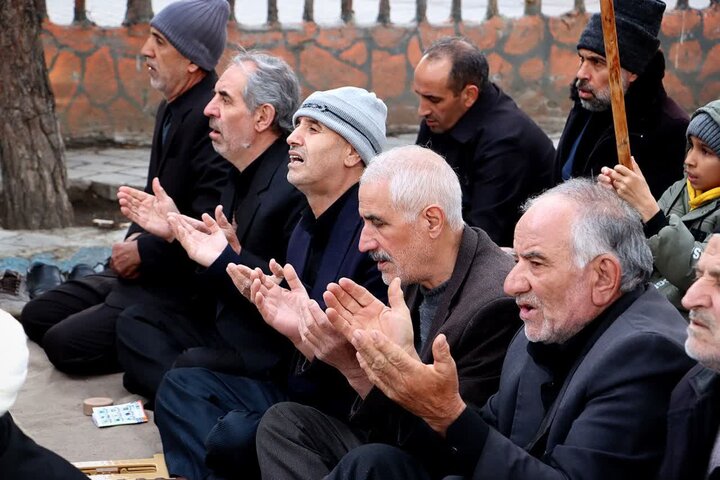 تصاویر/ لحظه تحویل سال در شهرستان سلماس