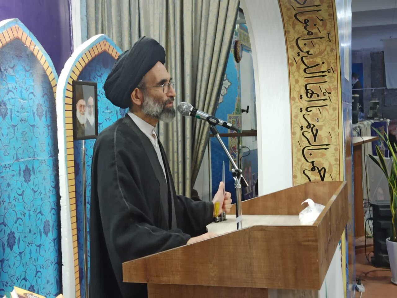عقب‌نشینی ناو آمریکایی از خلیج فارس ضربه‌ای به هیمنه نظامی آمریکا بود