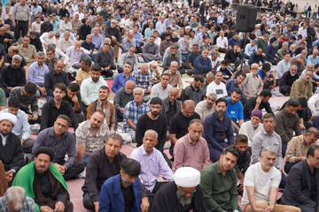 تصاویر/  نماز عید سعید فطر در بندرعباس