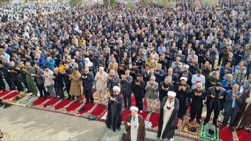 اراده ملت ایران هیمنه پوشالی استکبار جهانی را با خاک یکسان کرد